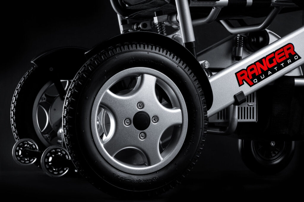 Porto Mobility Ranger Quattro XXL folding power wheelchair, rear wheel close up